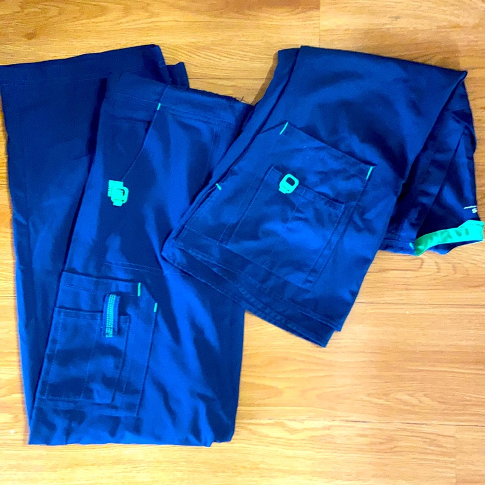 Size small Carhartt scrubs